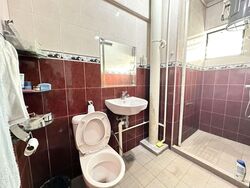 Blk 656 Hougang Avenue 8 (Hougang), HDB Executive #529837741